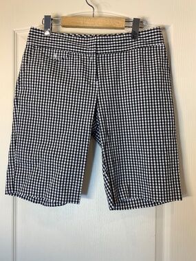 IZOD Golf Classic Gingham Stretch Bermuda Shorts | Black & White | Size 4